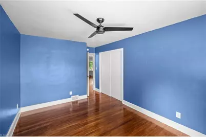 601 Quaker Lane, High Point, NC 27262 - Photo 17