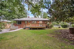 601 Quaker Ln, High Point, NC 27262 - Photo 27