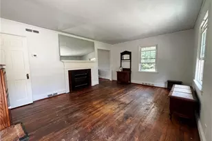 1305 Winstead Pl, Greensboro, NC 27408 - Photo 5