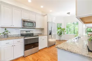 833 E Country Club Rd, Mount Airy, NC 27030 - Photo 5