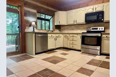 4830 Balsom Road, Pfafftown, NC 27040 - Photo 13