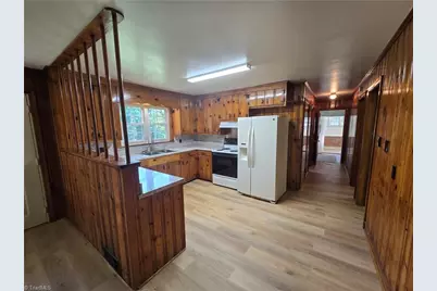 5167 N Cherry Street, Winston-Salem, NC 27105 - Photo 5