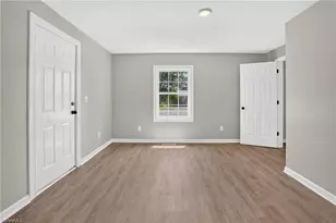 1623 E Meadow Rd, Eden, NC 27288 - Photo 13