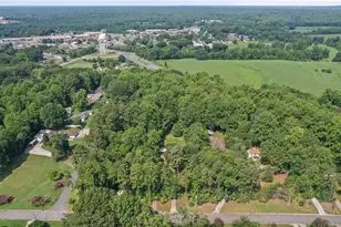 305 Milford Dr, Salisbury, NC 28144 - Photo 3