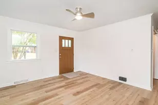 202 North St, Mebane, NC 27302 - Photo 5