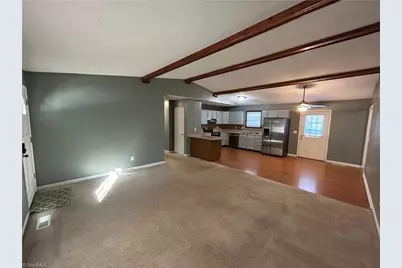1108 Raleigh Court, High Point, NC 27262 - Photo 3