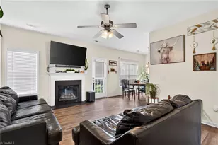1105 Wesson Ct, High Point, NC 27265 - Photo 3