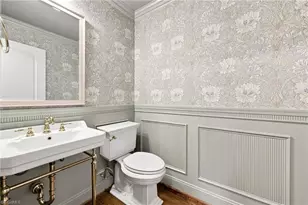 5704 Forest Manor Dr, Greensboro, NC 27410 - Photo 23
