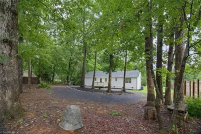 1717 Lantern Drive, Asheboro, NC 27205 - Photo 23