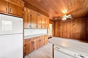 609 Main St, Danbury, NC 27016 - Photo 21