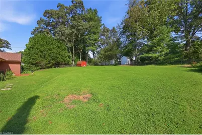 246 Fairview Avenue, Mount Airy, NC 27030 - Photo 41