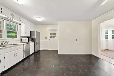 246 Fairview Avenue, Mount Airy, NC 27030 - Photo 25