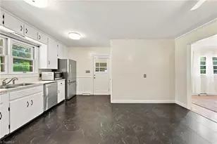 246 Fairview Ave, Mount Airy, NC 27030 - Photo 25