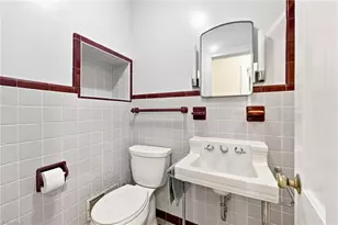 246 Fairview Ave, Mount Airy, NC 27030 - Photo 17