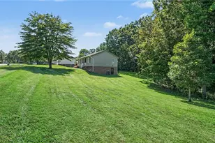 137 Oak Ridge Pl, Mount Airy, NC 27030 - Photo 27