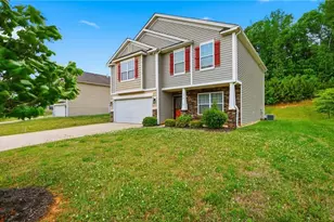 236 Solstice Dr, Haw River, NC 27258 - Photo 3