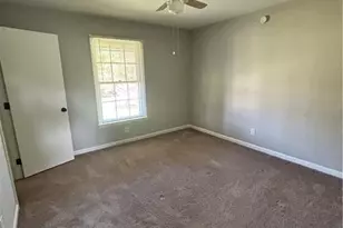 1024 Kelwyn Ln, Lewisville, NC 27023 - Photo 9