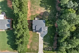 194 Hunting Ridge Dr, Thomasville, NC 27360 - Photo 45