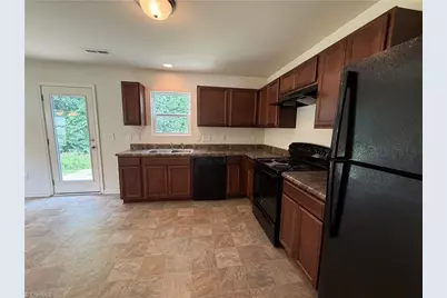 411 Sandybrooke Drive, High Point, NC 27265 - Photo 7