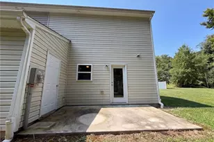 411 Sandybrooke Dr, High Point, NC 27265 - Photo 5