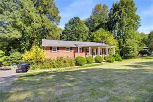 5675 Sweetbriar Rd, Pfafftown, NC 27040 - Photo 3