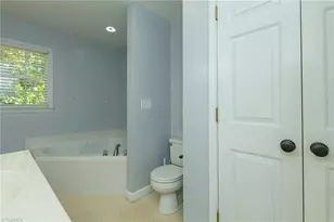 6711 Fairwood Ct, Clemmons, NC 27012 - Photo 31