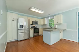 6711 Fairwood Ct, Clemmons, NC 27012 - Photo 19