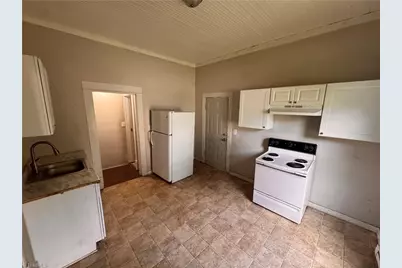 1118 Campbell Street, High Point, NC 27262 - Photo 5