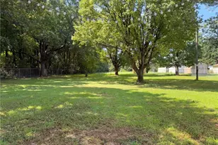 2847 Friendship Ledford Rd, Winston-Salem, NC 27107 - Photo 17