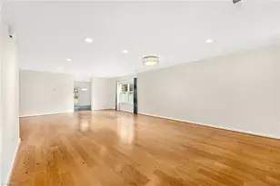 4892 Montevista Dr, Greensboro, NC 27407 - Photo 5