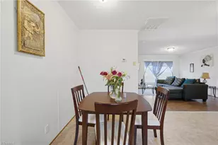 813 Young St, Thomasville, NC 27360 - Photo 13