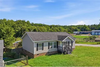 813 Young Street, Thomasville, NC 27360 - Photo 35