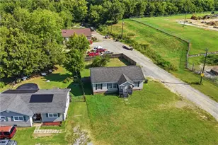 813 Young St, Thomasville, NC 27360 - Photo 37