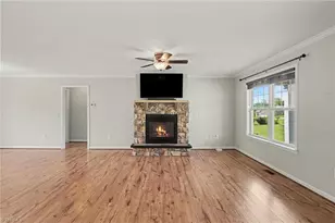 343 Price St, Stoneville, NC 27048 - Photo 5