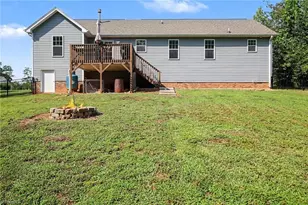 343 Price St, Stoneville, NC 27048 - Photo 23