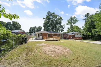 1814 W Meadowview Road, Greensboro, NC 27403 - Photo 35