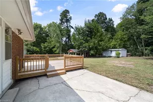 1814 W Meadowview Rd, Greensboro, NC 27403 - Photo 31