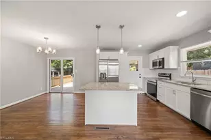 1814 W Meadowview Rd, Greensboro, NC 27403 - Photo 9