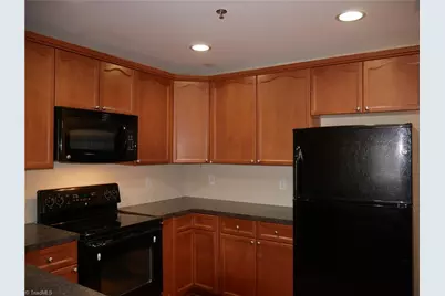 4762 Tatton Park Circle #1B, Winston-Salem, NC 27103 - Photo 5