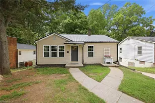 1304 Thurmond St, Winston-Salem, NC 27105 - Photo 3