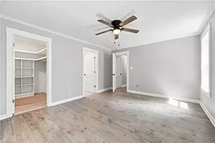 1304 Thurmond St, Winston-Salem, NC 27105 - Photo 17
