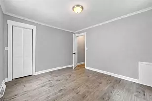 1304 Thurmond St, Winston-Salem, NC 27105 - Photo 13