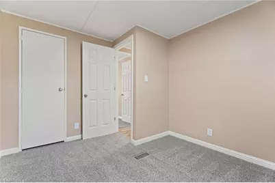 4673 Hyatt Drive, Winston-Salem, NC 27101 - Photo 19