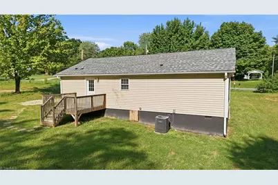 4760 Ader Drive, Winston-Salem, NC 27105 - Photo 3