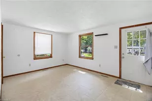 1719 Oneka Ave, High Point, NC 27260 - Photo 7