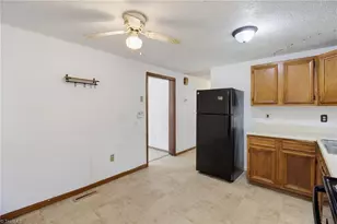 1719 Oneka Ave, High Point, NC 27260 - Photo 11