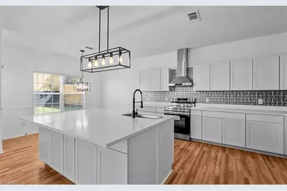 884 Jennifer Lane, High Point, NC 27265 - Photo 17