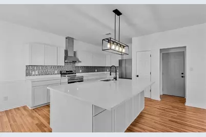 884 Jennifer Lane, High Point, NC 27265 - Photo 15