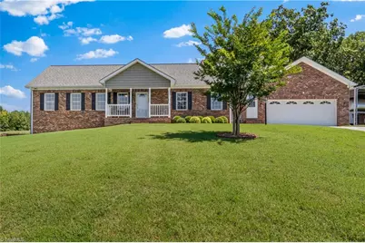527 Howardtown Circle, Mocksville, NC 27028 - Photo 1