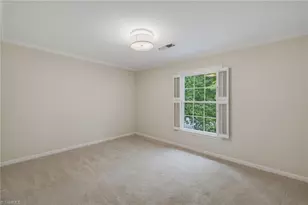 16 Fountain Manor Dr, Greensboro, NC 27405 - Photo 29